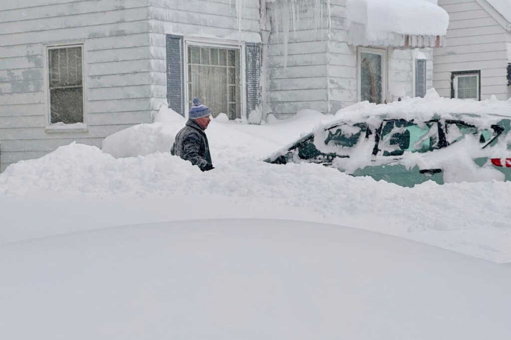Winter storms live updates: Great Lakes and Northeast brace for more snow this weekend
