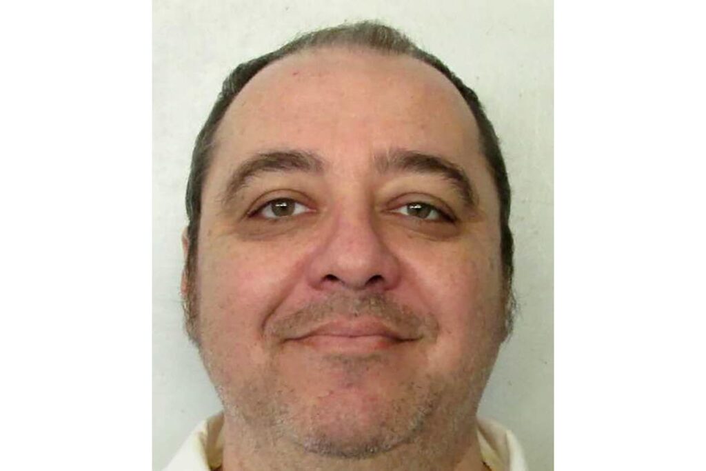 Alabama death row inmate asks court to block his execution by nitrogen gas