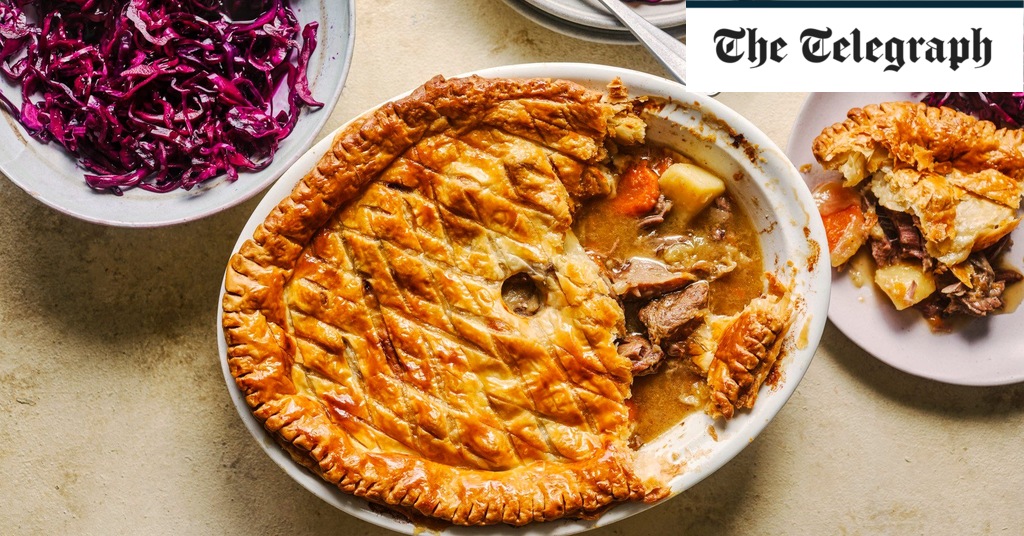 Lamb shank pie with pickled red cabbage recipe