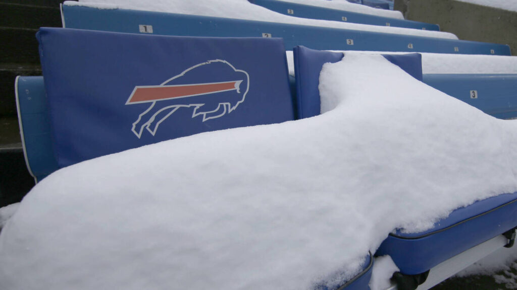 Bills offering snow shovelers $20 an hour to clear stadium