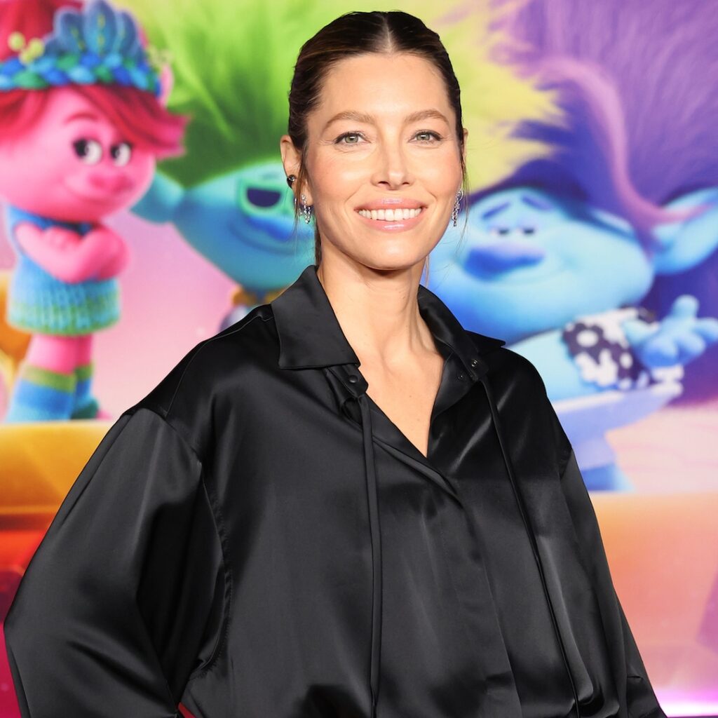 Why Jessica Biel Swears by Eating in the Shower